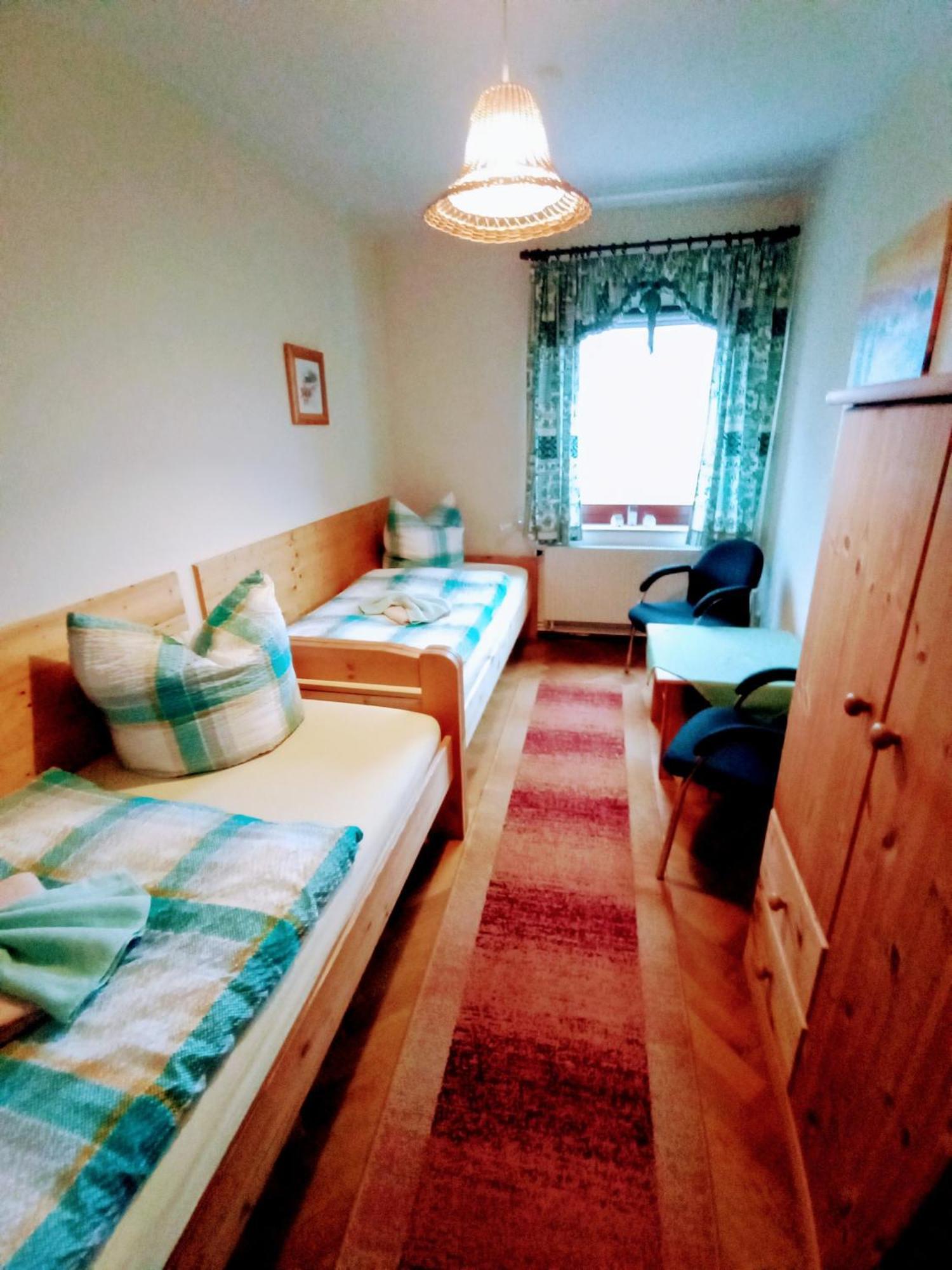 Ferienwohnung Im Wiesenthal 오베르비젠탈 외부 사진
